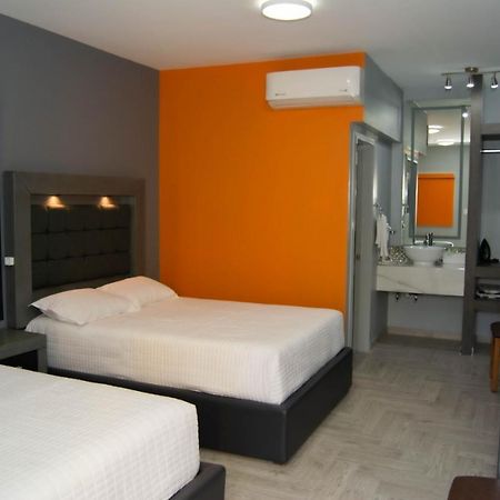Clever Inn Hotel Сан-Луис-Рио-Колорадо Экстерьер фото