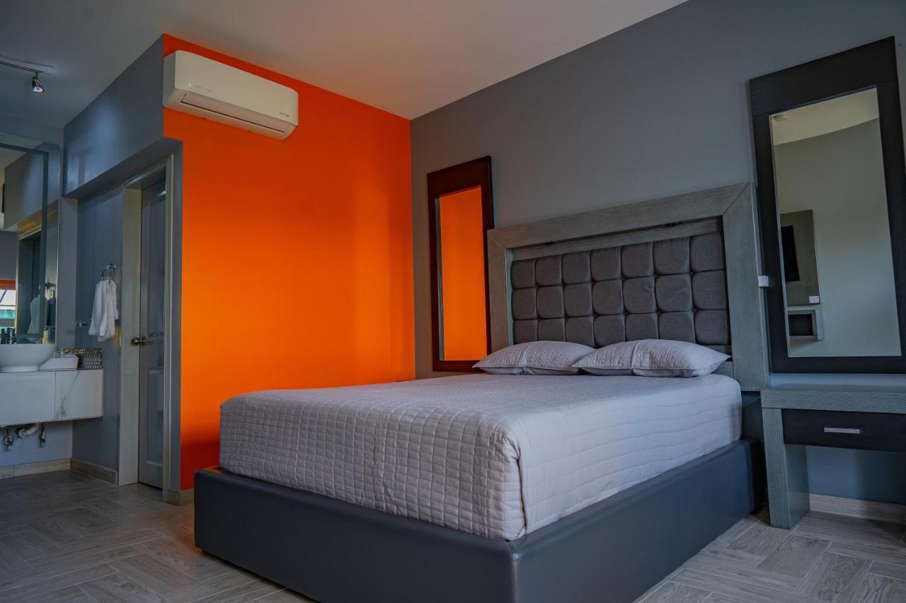 Clever Inn Hotel Сан-Луис-Рио-Колорадо Экстерьер фото